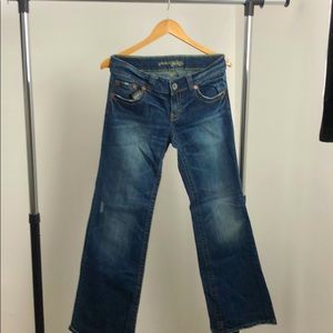 American Eagle Favorite BF jean